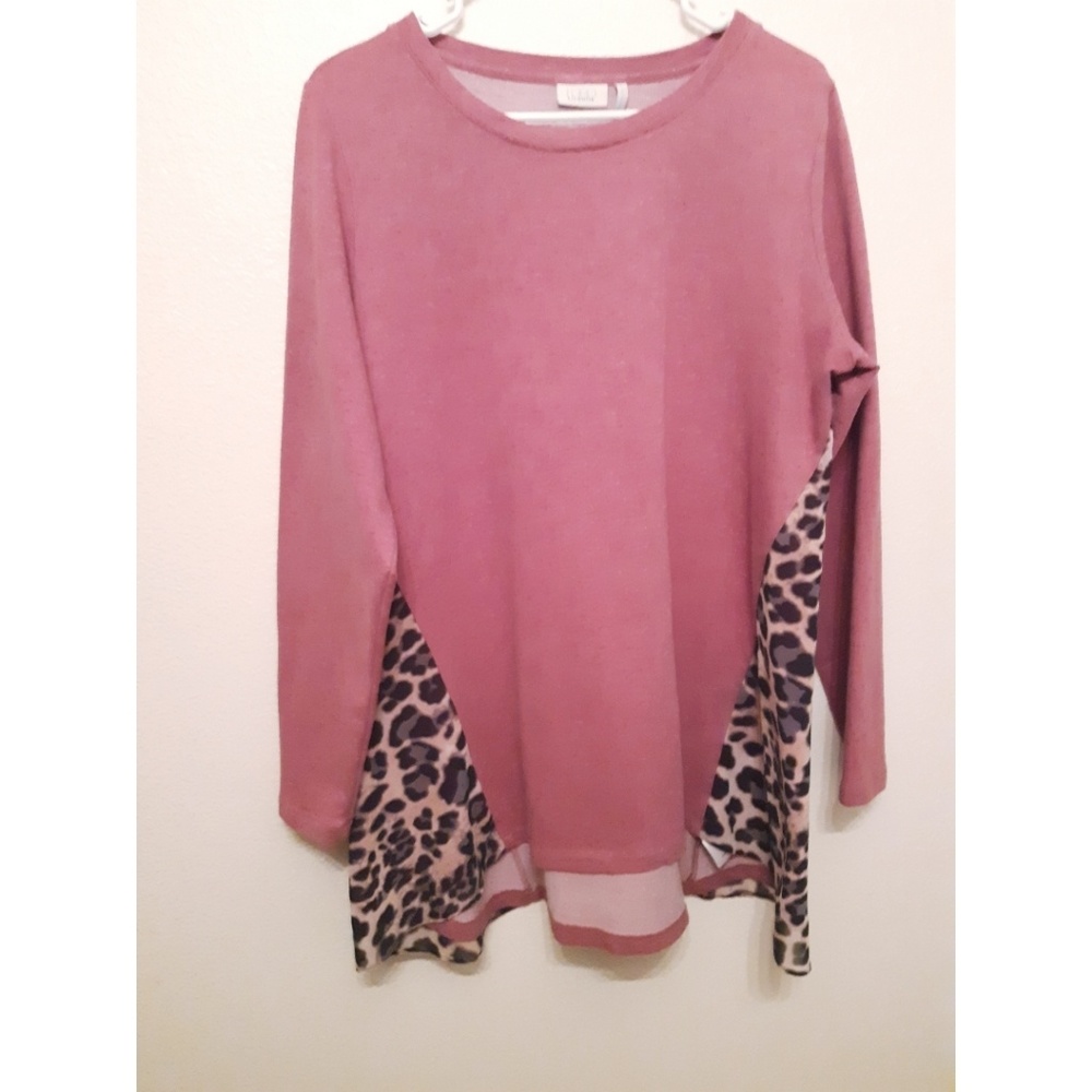 Pink leopard LOGO sweater